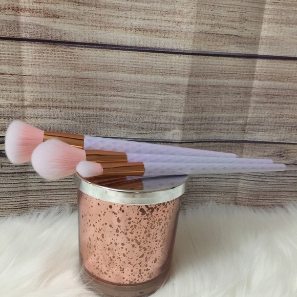 NEW Unicornesque MakeUp Brushes 3 piece set - Picture 7 of 8